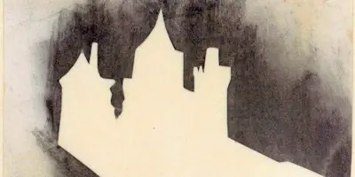 Silhouette au pochoir d'un château à trois tours